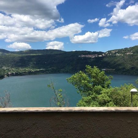 Appartamento Vista Lago เจนซาโน ดิ โรมา ภายนอก รูปภาพ